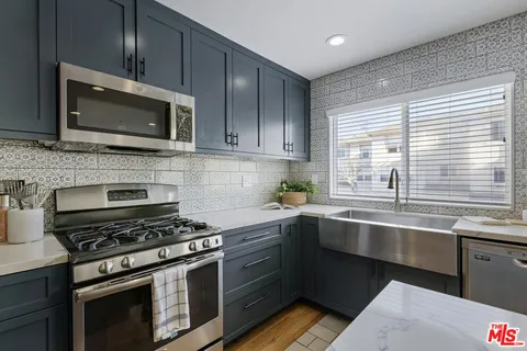 $1,145,000 | 7609 Hannum Avenue, Culver City, CA 90230