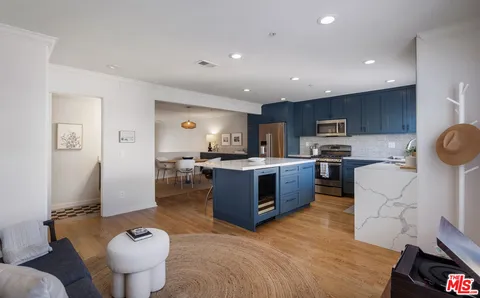 $1,145,000 | 7609 Hannum Avenue, Culver City, CA 90230