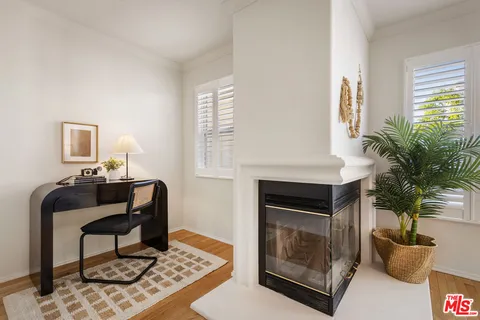 $1,145,000 | 7609 Hannum Avenue, Culver City, CA 90230