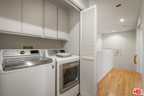 $1,145,000 | 7609 Hannum Avenue, Culver City, CA 90230