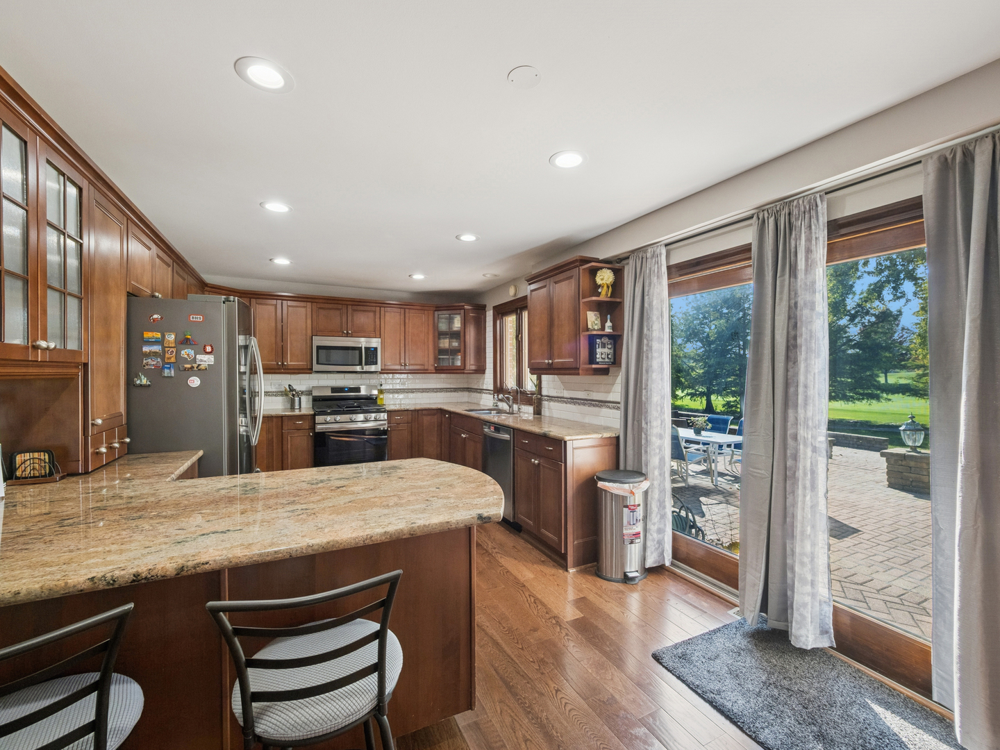 152 South Ela Road Barrington, IL 60010 - Photo 7 of 37