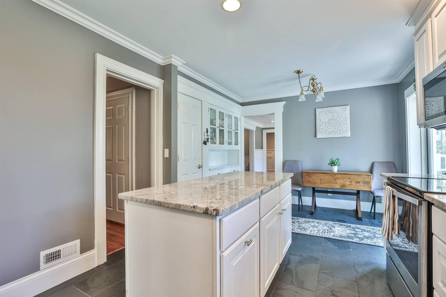 6281 Euclid Road Madeira, OH 45236 - Photo 16 of 50 Gallery Image 16