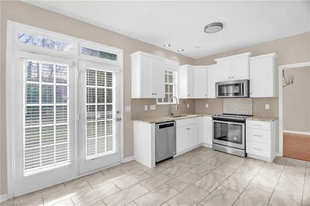 $395,000 | 3417 Derbywood Drive, Greensboro, NC 27410