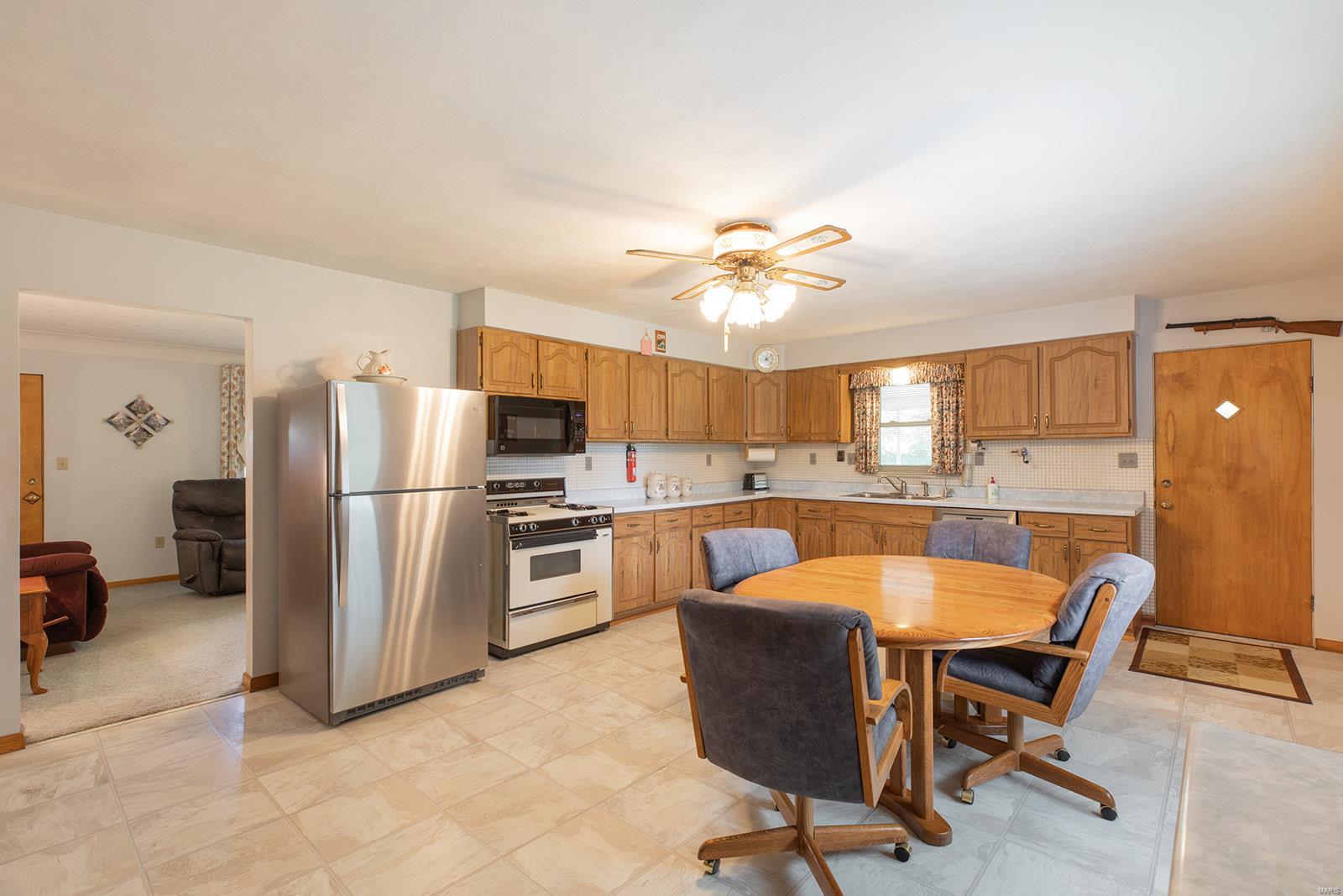 304 Blue Ridge Road Alton, IL 62002 - Photo 20 of 34