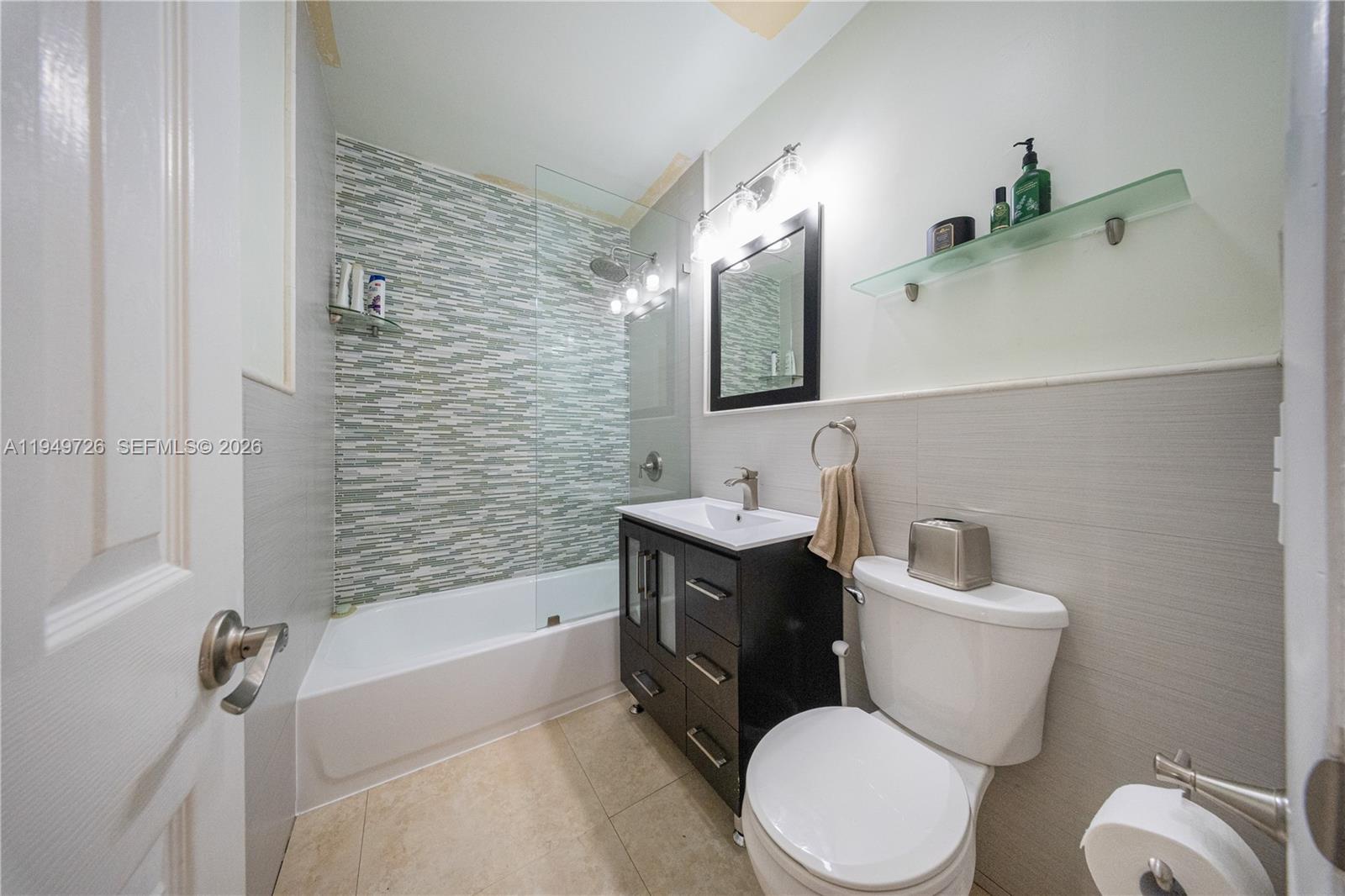 3455 Southwest 75th Court Miami, FL 33155 - Photo 15 of 21