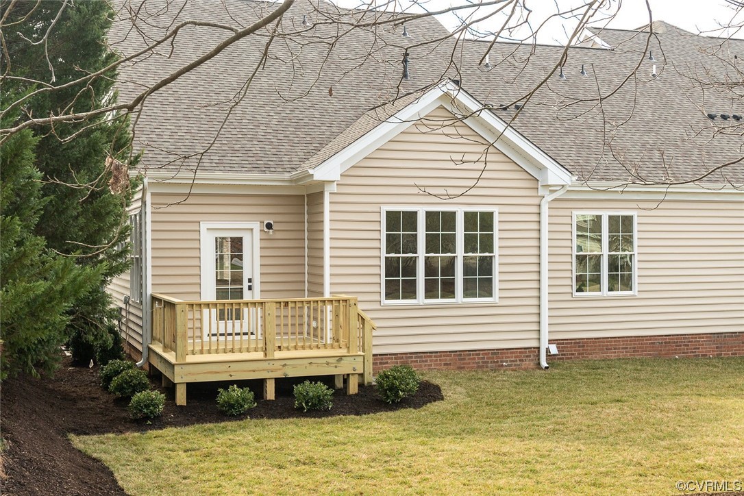 3154 Cider House Road Toano, VA 23168 - Photo 34 of 36 a front view of a house with a yard