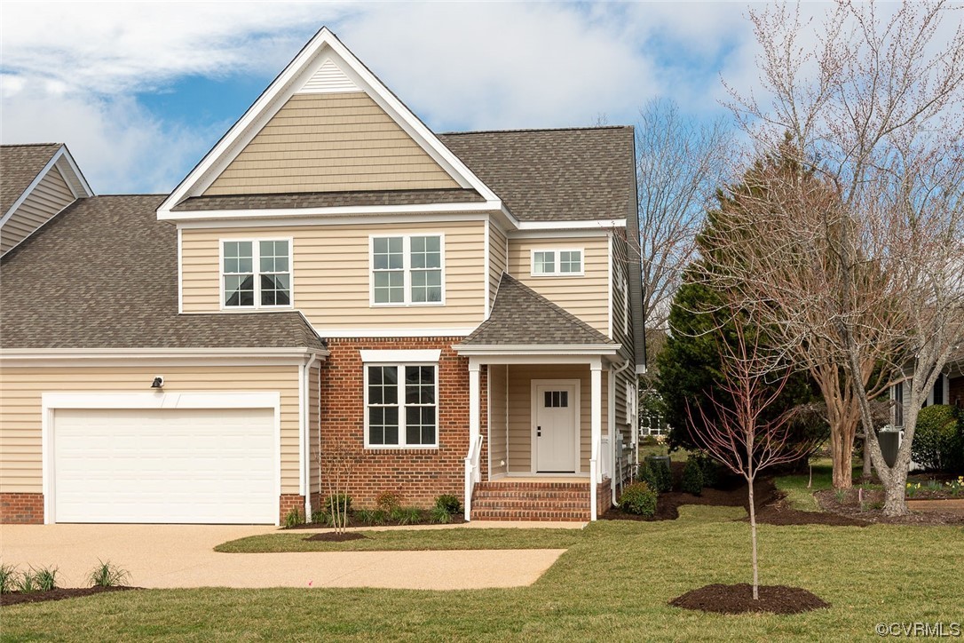 3154 Cider House Road Toano, VA 23168 - Photo 4 of 36 a front view of a house with a yard