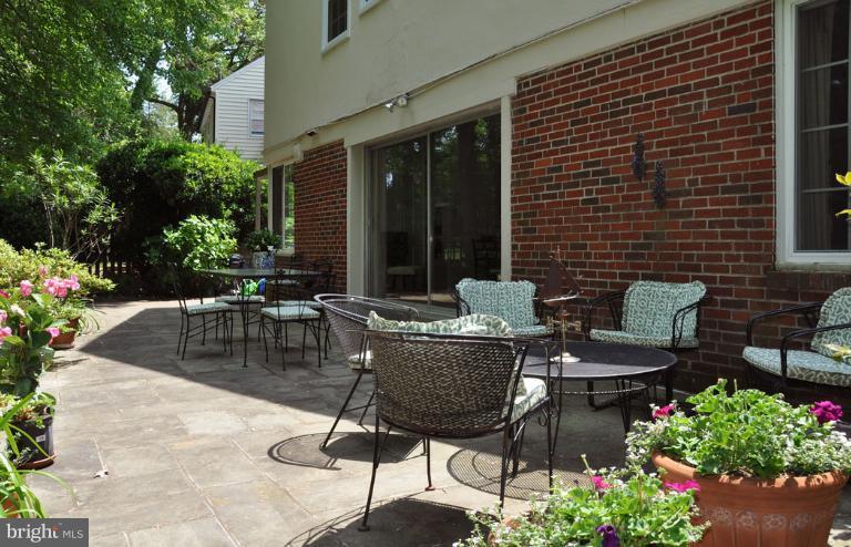 5609 Overlea Road Bethesda, MD 20816 - Photo 28 of 30 Exterior (General)