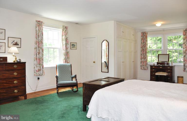 5609 Overlea Road Bethesda, MD 20816 - Photo 9 of 30 Bedroom (Master)