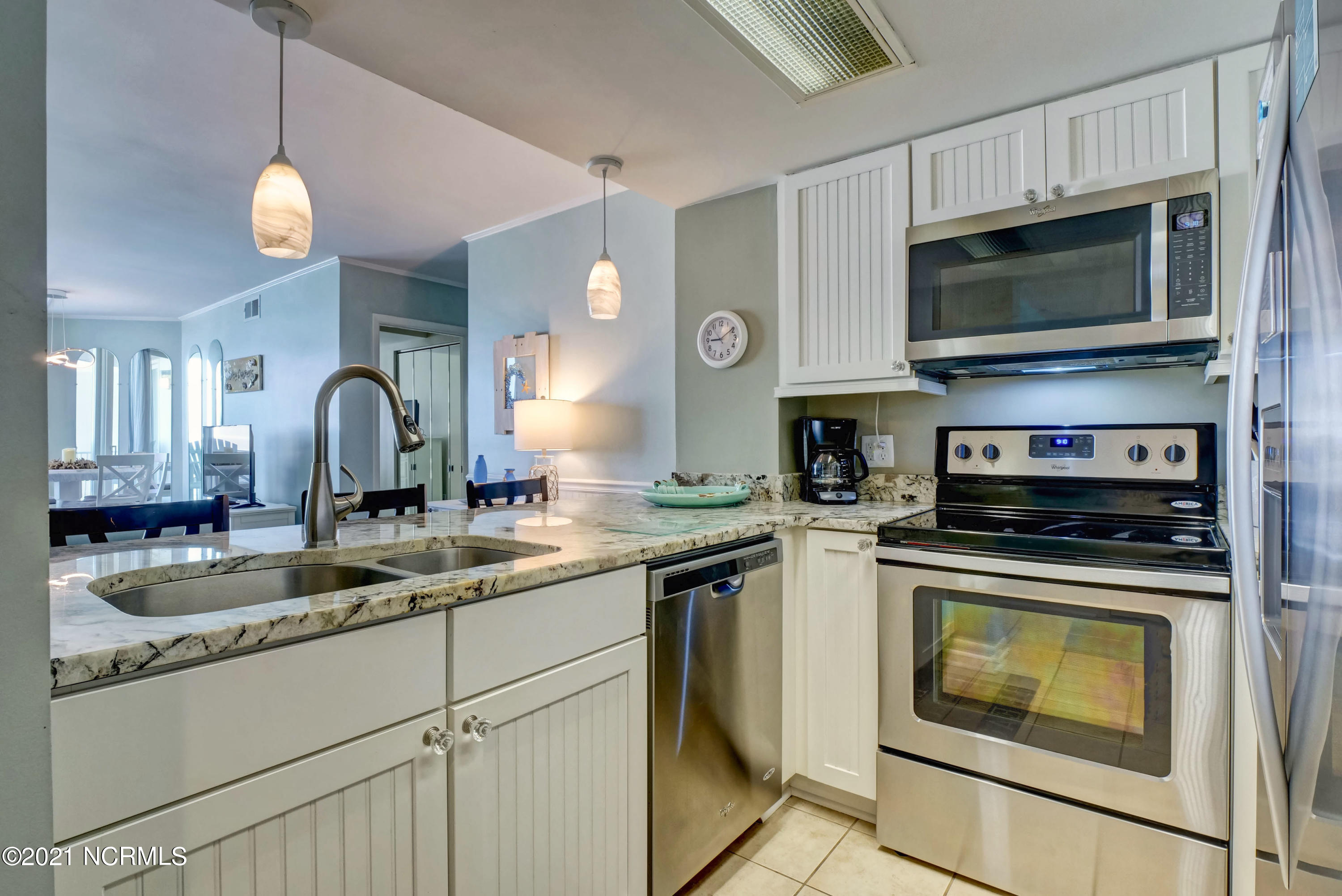 2000 New River Inlet Road, Unit 3502 North Topsail Beach, NC 28460 - Photo 5 of 36 062_p6222954_55_56_57_58_59_60