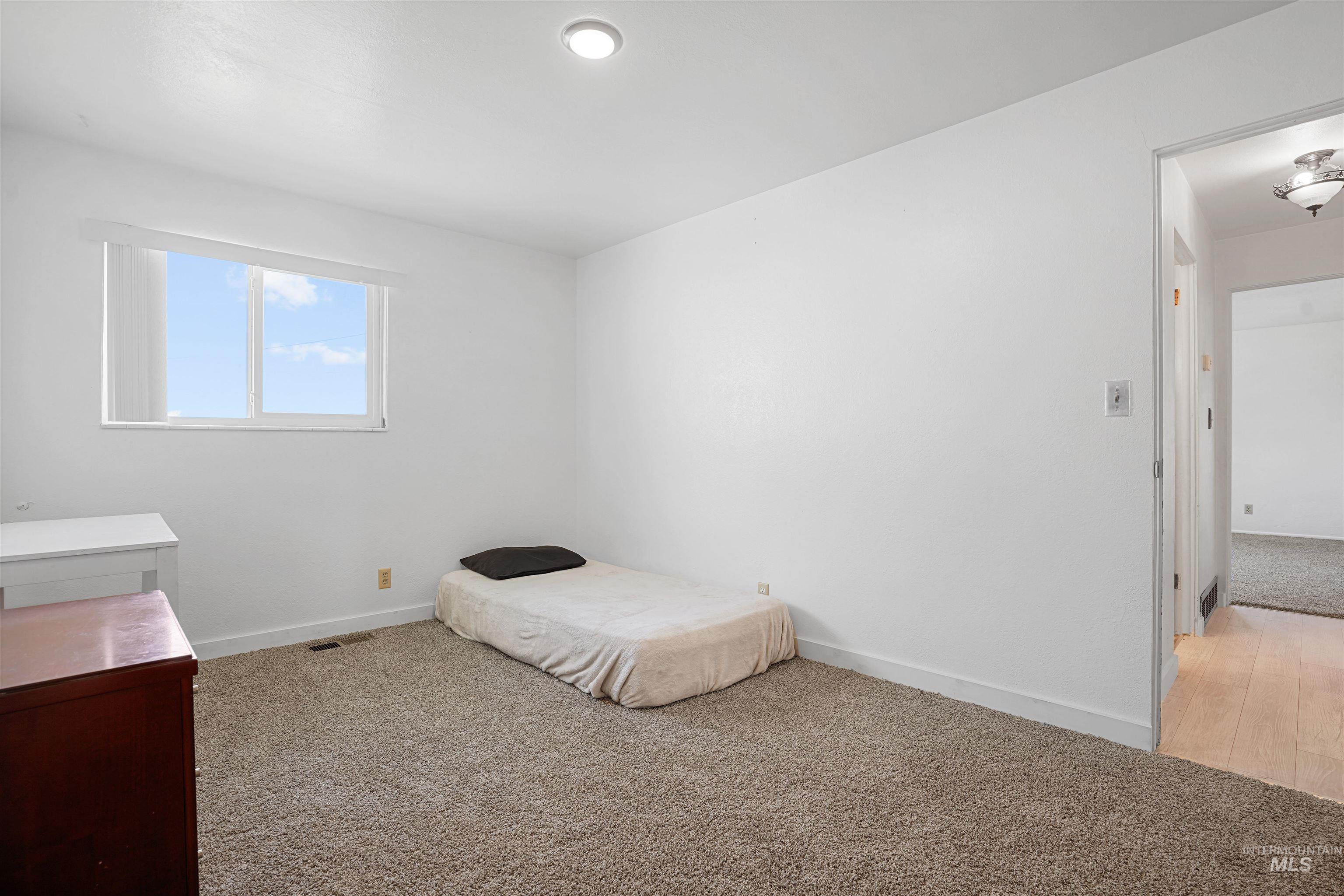 1520 R Street Heyburn, ID 83336 - Photo 13 of 25