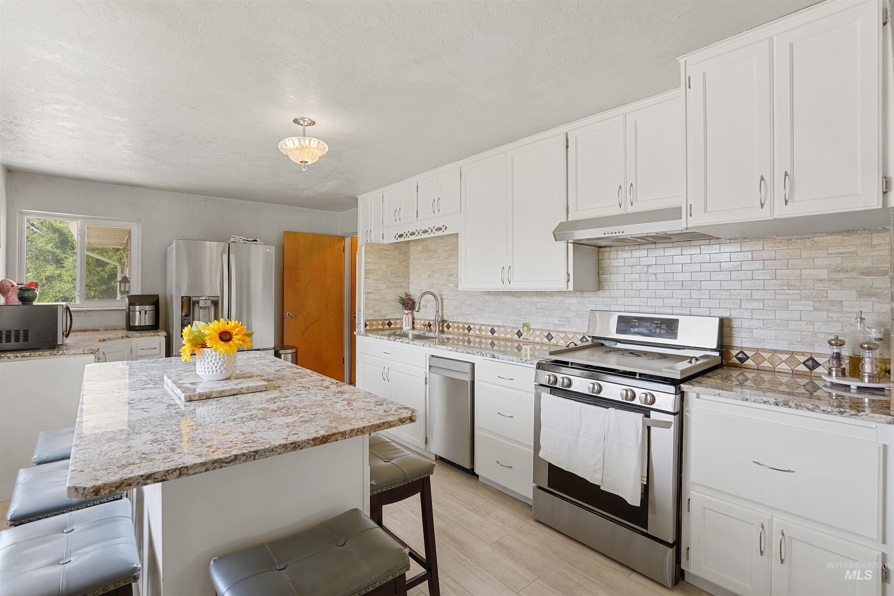 1520 R Street Heyburn, ID 83336 - Photo 8 of 25