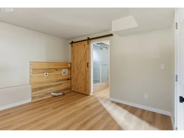 $565,000 | 6830 Glen Echo Avenue, Gladstone, OR 97027