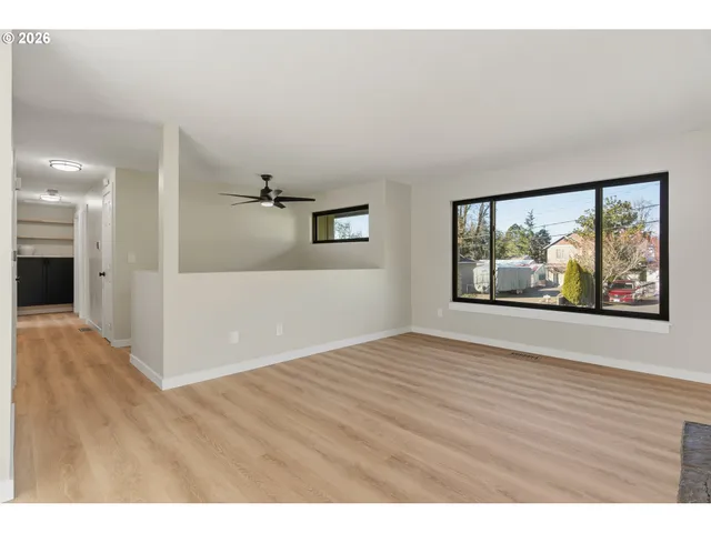 $565,000 | 6830 Glen Echo Avenue, Gladstone, OR 97027