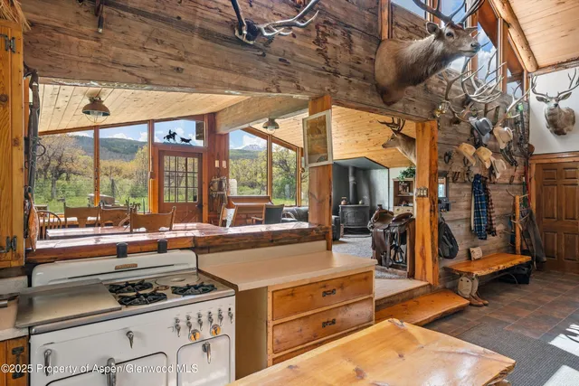 $2,400,000 | 3714 Bear Ridge Road, Basalt, CO 81621