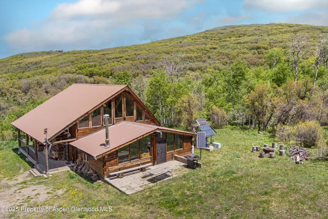 $2,400,000 | 3714 Bear Ridge Road, Basalt, CO 81621