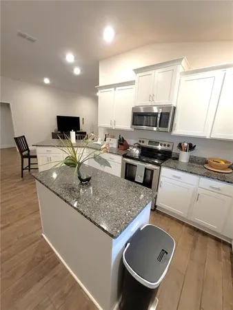 $3,000 | 4829 Summit View Way, Auburndale, FL 33823