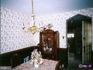 11807 Lockart Road Philadelphia, PA 19116 - Photo 4 of 6 Gallery Image 4