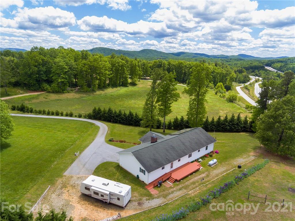 116 Kay Road Flat Rock, NC 28731 - Photo 36 of 36 an aerial view of a garden with balcony