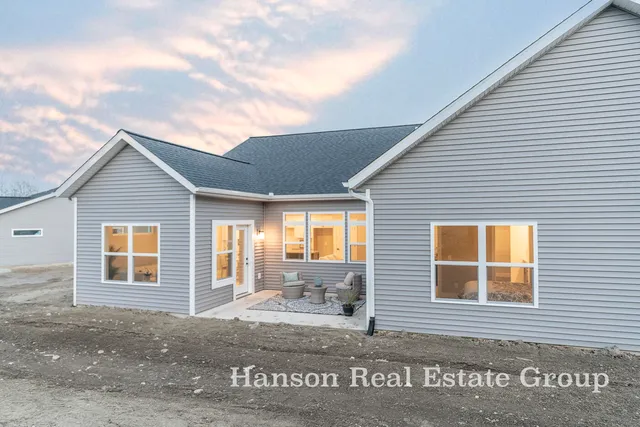 $409,900 | 1398 Ctr Hl Road, Unit 51, Lowell, MI 49331