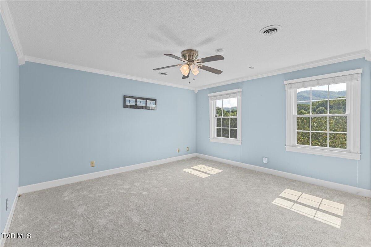 2734 Cherokee Road Johnson City, TN 37604 - Photo 54 of 83 63-128A2661