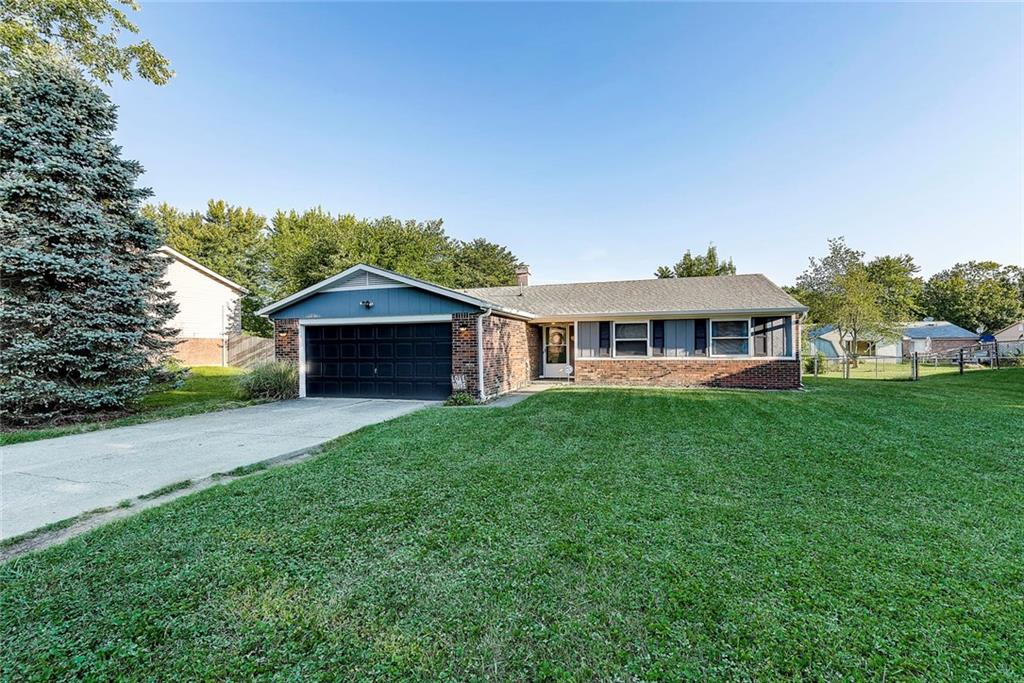 826 West Stop 11 Road Indianapolis, IN 46217 - Photo 2 of 27 Gallery Image 2
