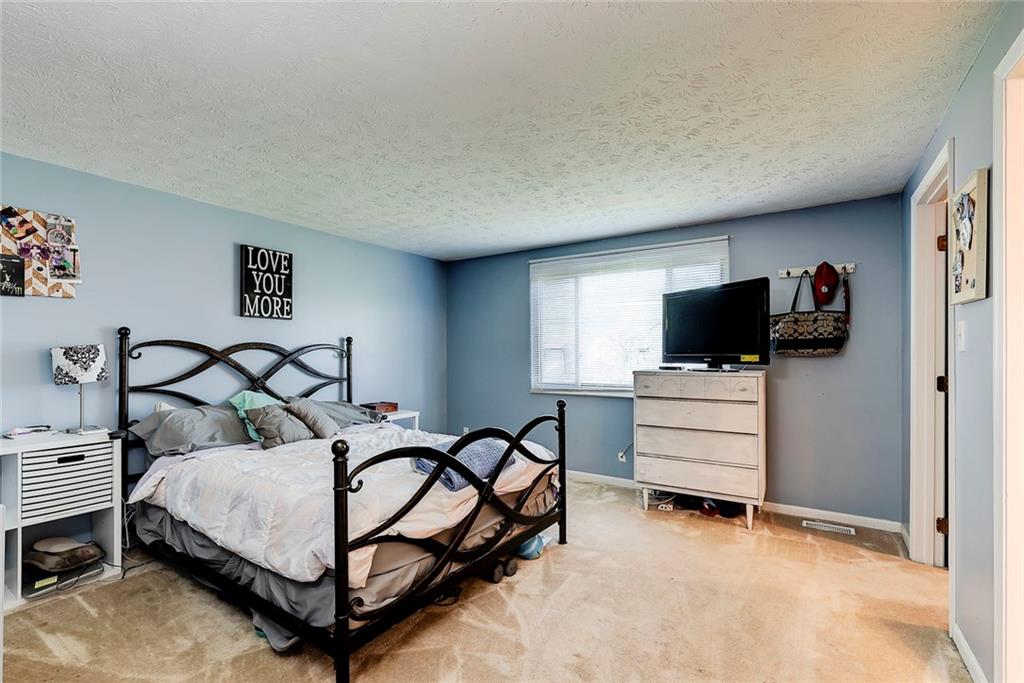 826 West Stop 11 Road Indianapolis, IN 46217 - Photo 15 of 27 Gallery Image 15