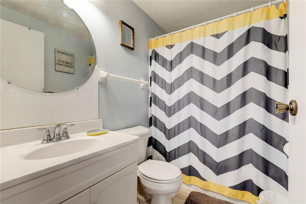 826 West Stop 11 Road Indianapolis, IN 46217 - Photo 21 of 27 Gallery Image 21