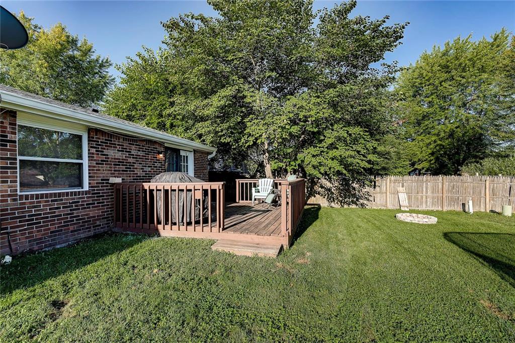 826 West Stop 11 Road Indianapolis, IN 46217 - Photo 24 of 27 Gallery Image 24