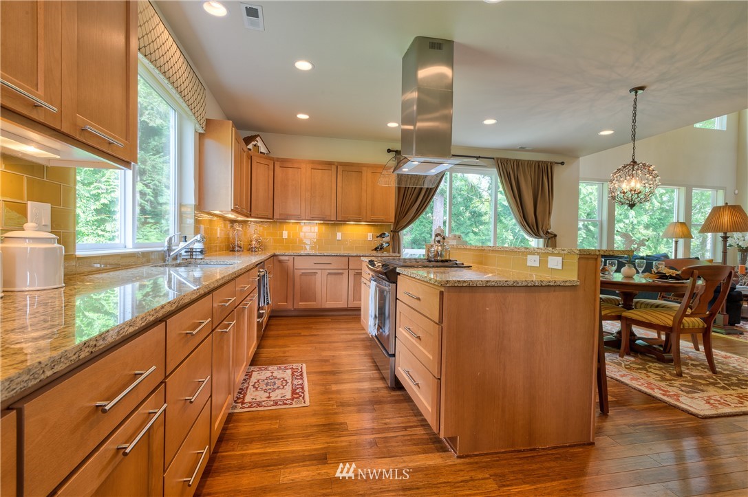 22202 1st Drive Southeast Bothell, WA 98021 - Photo 5 of 24