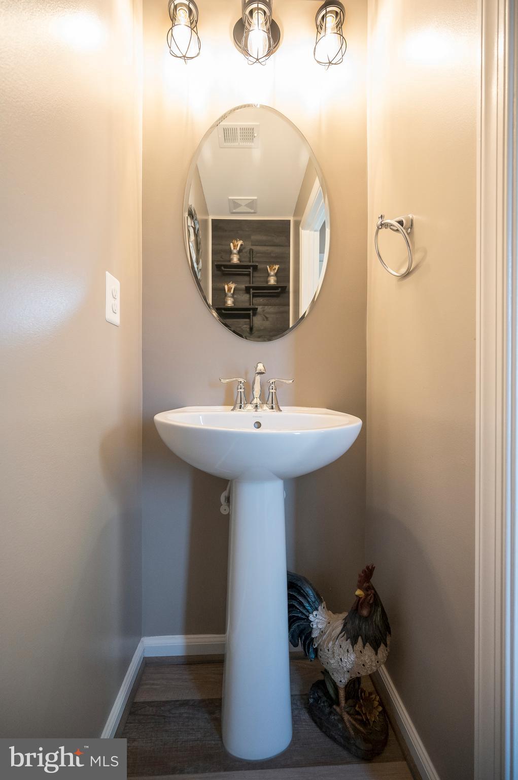 9530 Fall Haven Road Fredericksburg, VA 22407 - Photo 19 of 46 Powder Room
