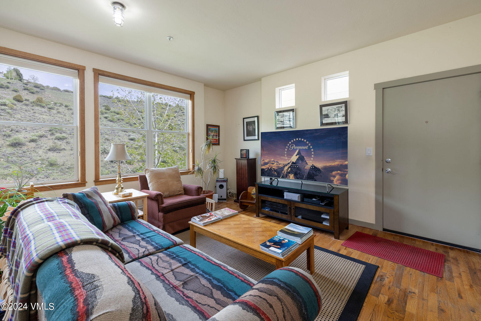 511 Metcalf Road, Unit M39 Avon, CO 81620 - Photo 2 of 8 metcalf_lofts_m39_interior_living_b