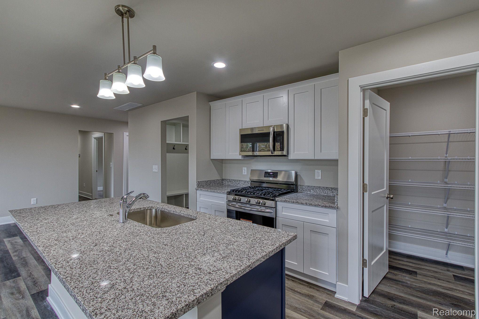 34419 Pratt Road Memphis, MI 48041 - Photo 13 of 35 Gallery Image 13