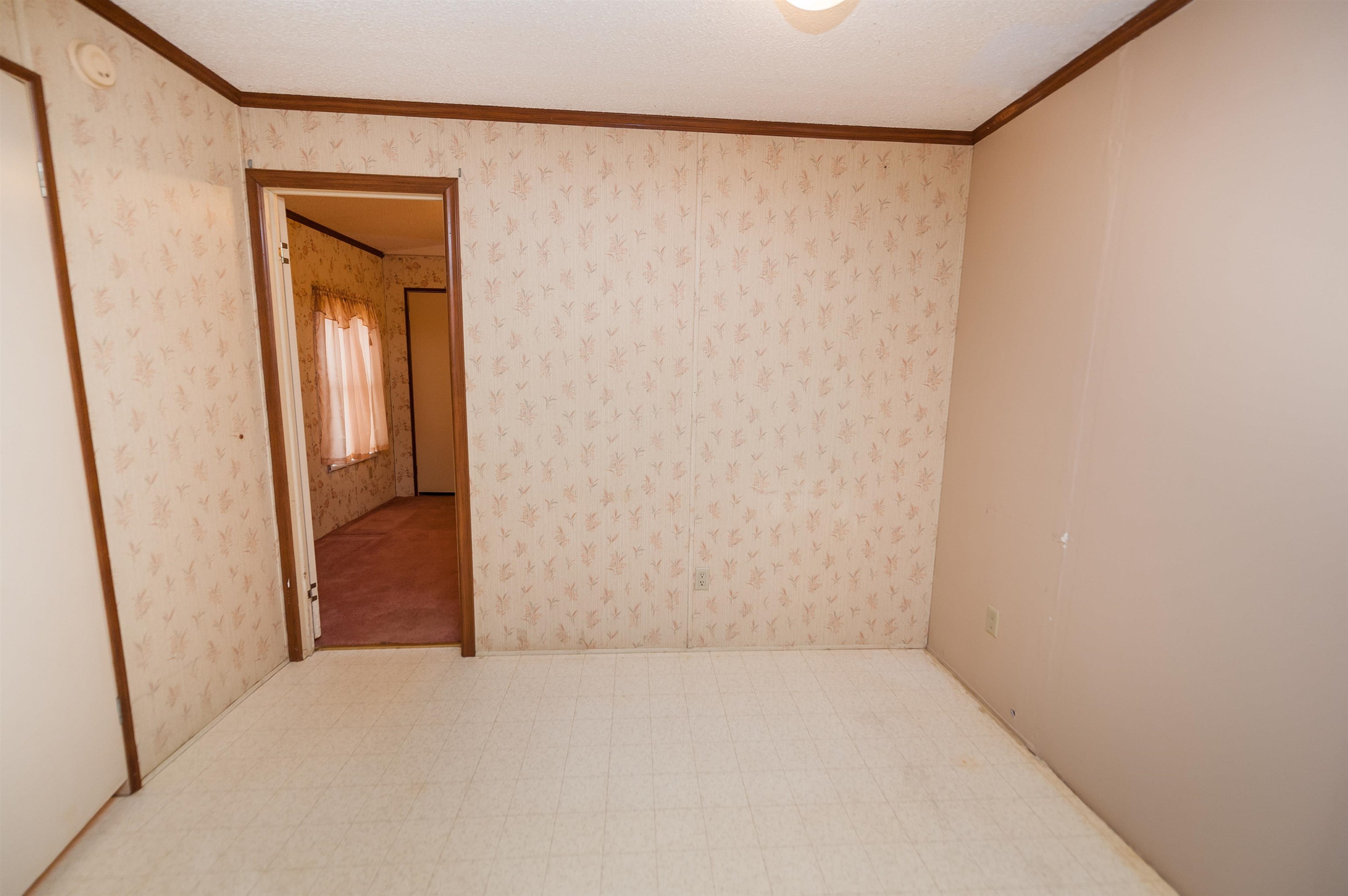 490 Buncombe Road Enoree, SC 29335 - Photo 15 of 36