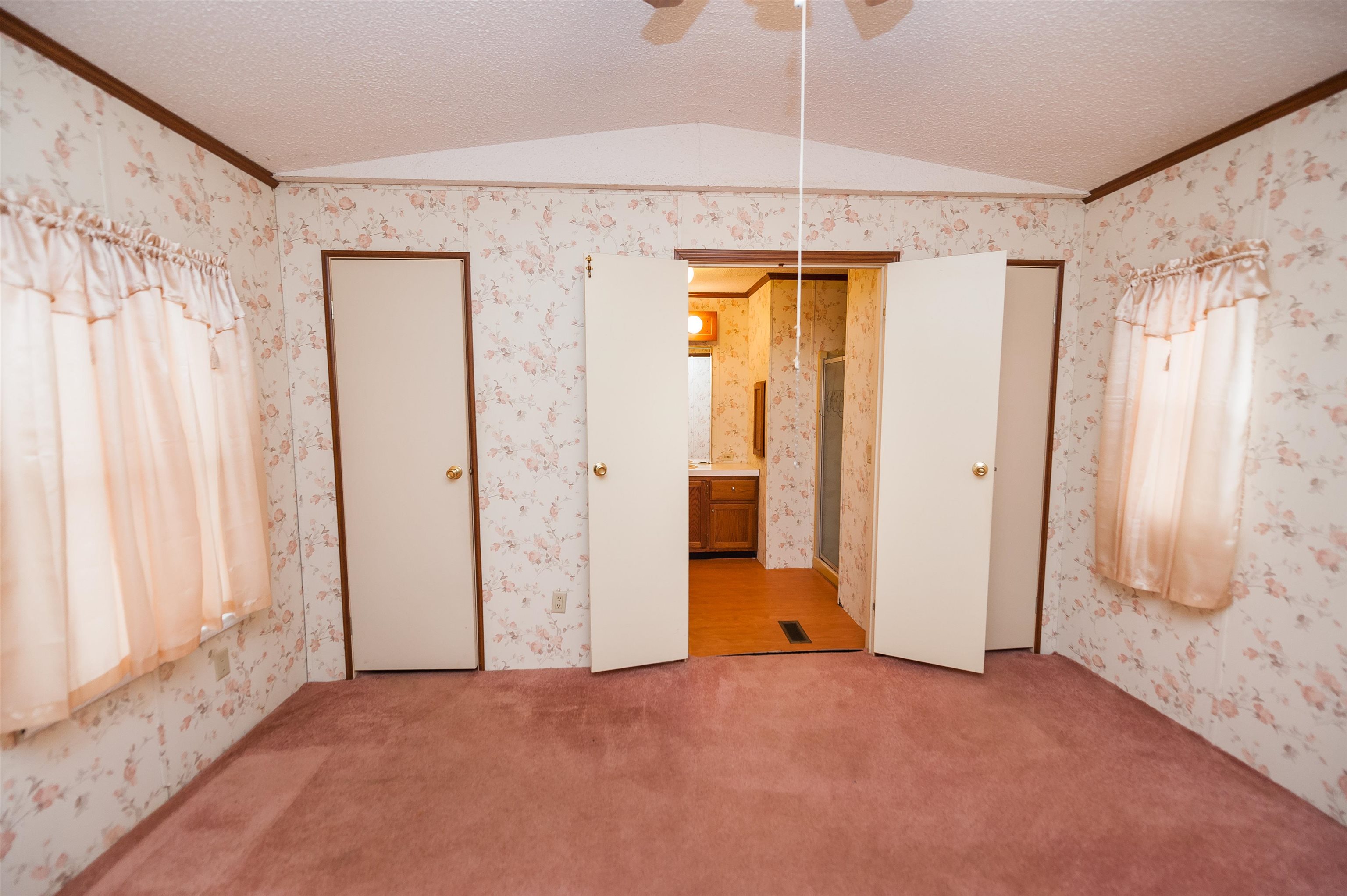 490 Buncombe Road Enoree, SC 29335 - Photo 17 of 36