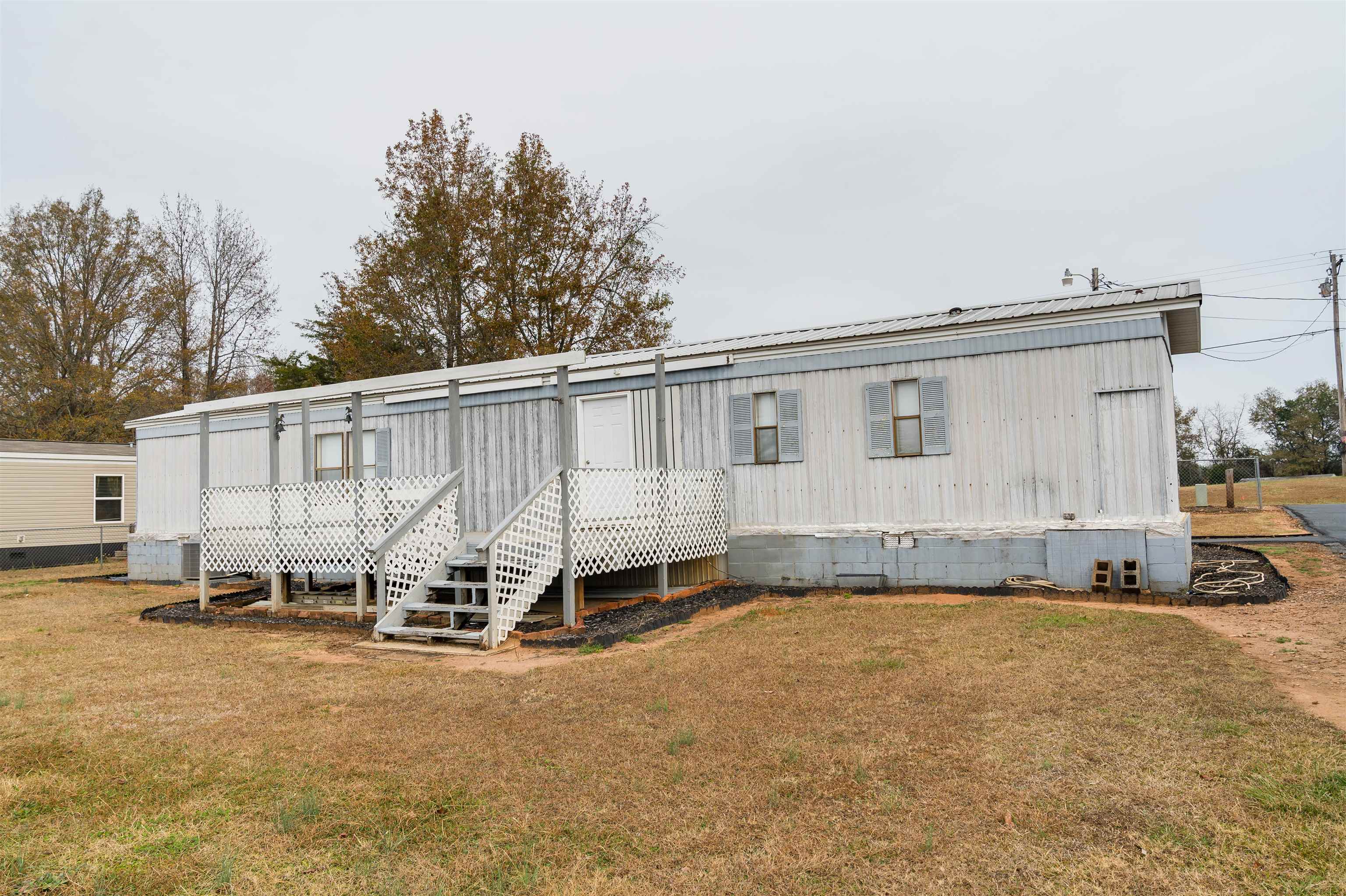 490 Buncombe Road Enoree, SC 29335 - Photo 2 of 36