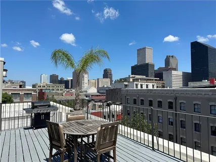 $350,000 | 330 Julia Street, Unit 205, New Orleans, LA 70130