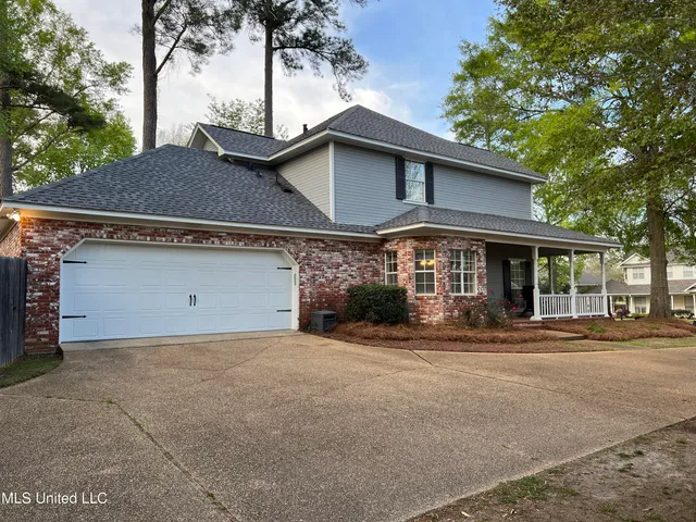 $382,500 | 420 Fox Bay Drive, Brandon, MS 39047