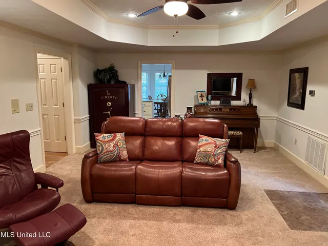 $382,500 | 420 Fox Bay Drive, Brandon, MS 39047