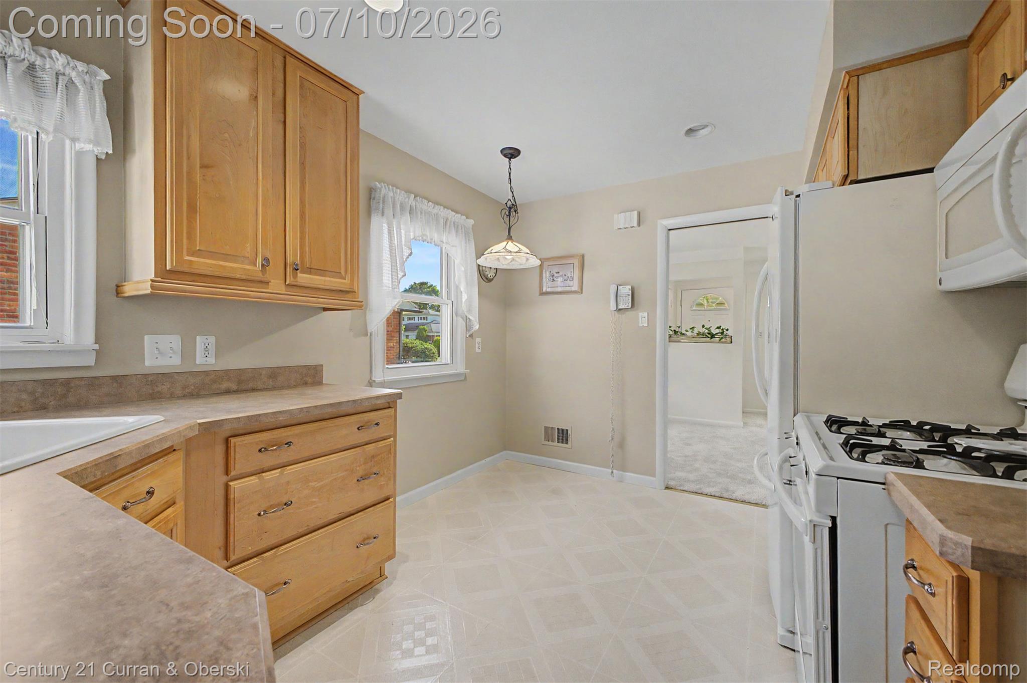 542 Central Street Inkster, MI 48141 - Photo 9 of 27 17.jpg