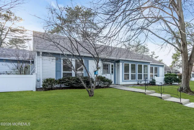 $350,000 | 713 B Wooton Court, Manchester Township, NJ 08759