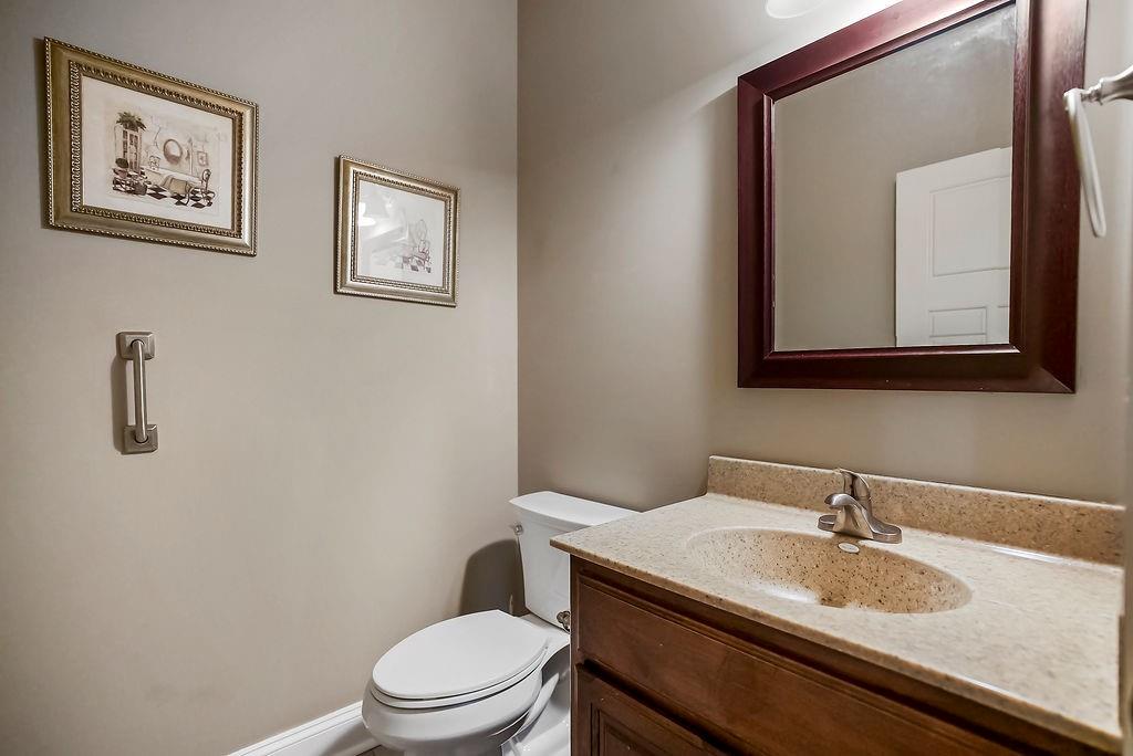 14111 Amanda Lane Basehor, KS 66007 - Photo 12 of 31