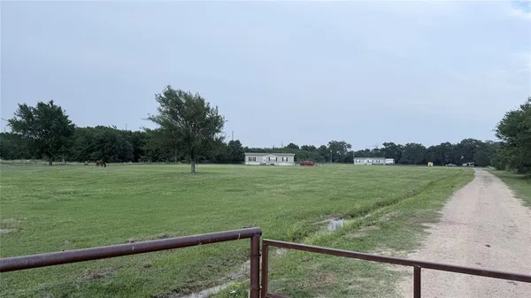 $339,000 | 190 Railroad Drive, Mabank, TX 75156