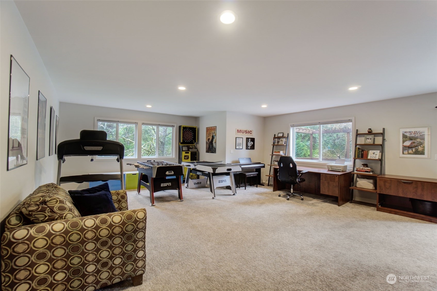 6909 174th Street Southwest Edmonds, WA 98026 - Photo 24 of 32 Gallery Image 24