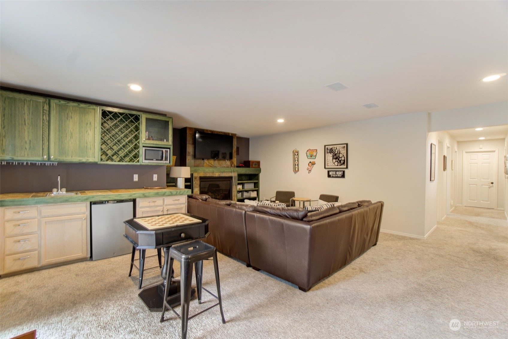 6909 174th Street Southwest Edmonds, WA 98026 - Photo 25 of 32 Gallery Image 25