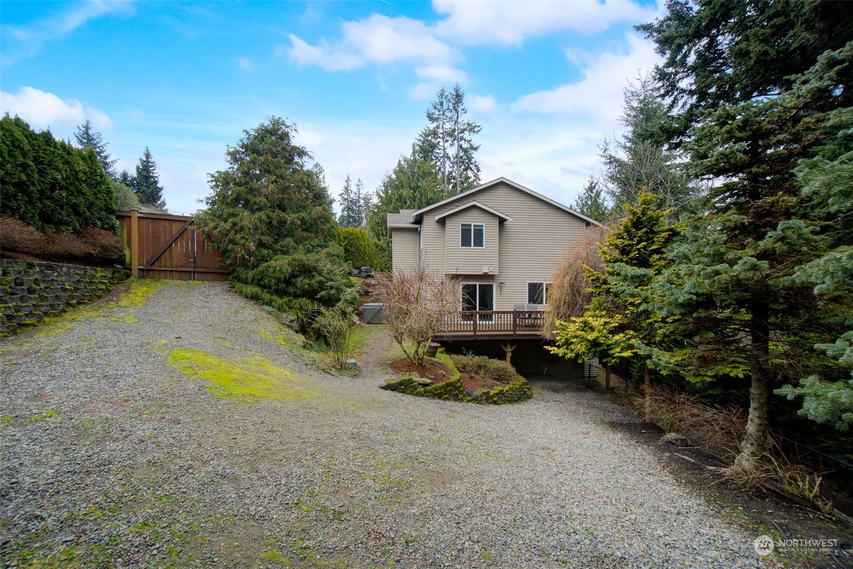 6909 174th Street Southwest Edmonds, WA 98026 - Photo 28 of 32 Gallery Image 28
