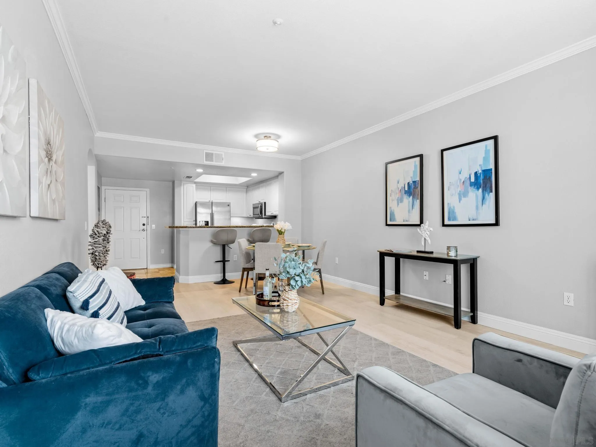 9263 Regents Road, Unit B302 La Jolla, CA 92037 - Photo 1 of 30 Gallery Image 1