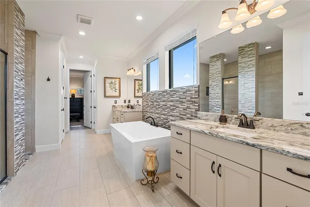 $975,000 | 5219 Lake Venice Drive, Wimauma, FL 33598