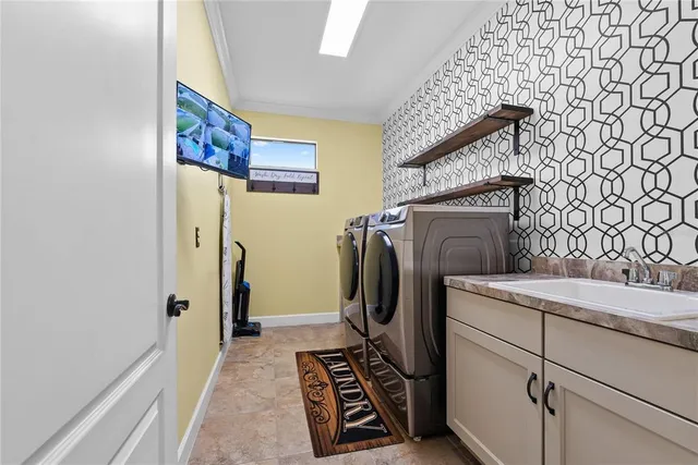 $975,000 | 5219 Lake Venice Drive, Wimauma, FL 33598