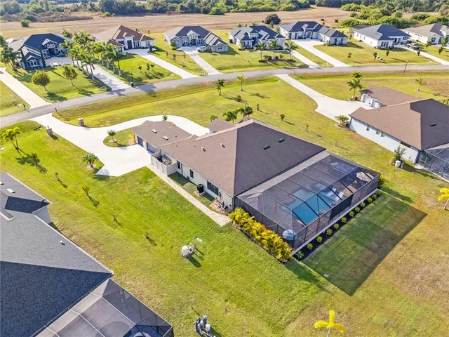 $975,000 | 5219 Lake Venice Drive, Wimauma, FL 33598